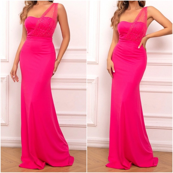 Luxurious One Shoulder Evening Formal Wedding Dress - Picture 7 of 8